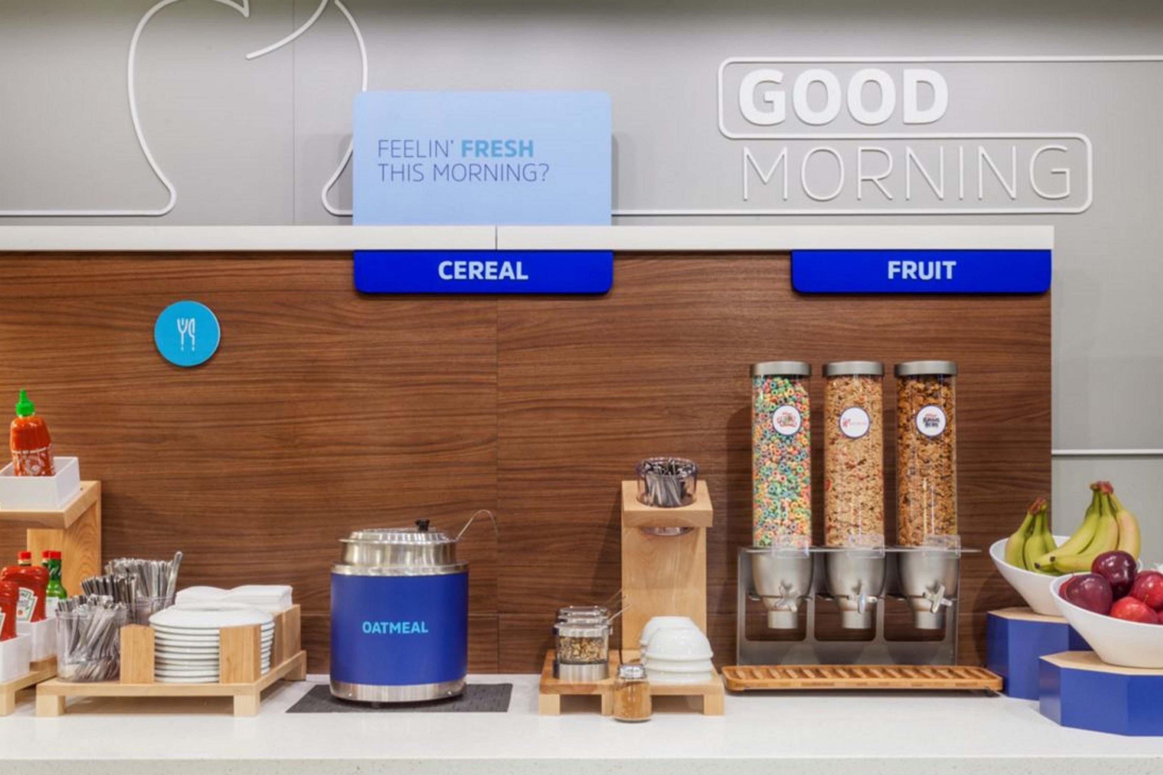 Holiday Inn Express Hotel & Suites Knoxville By Ihg Exteriör bild
