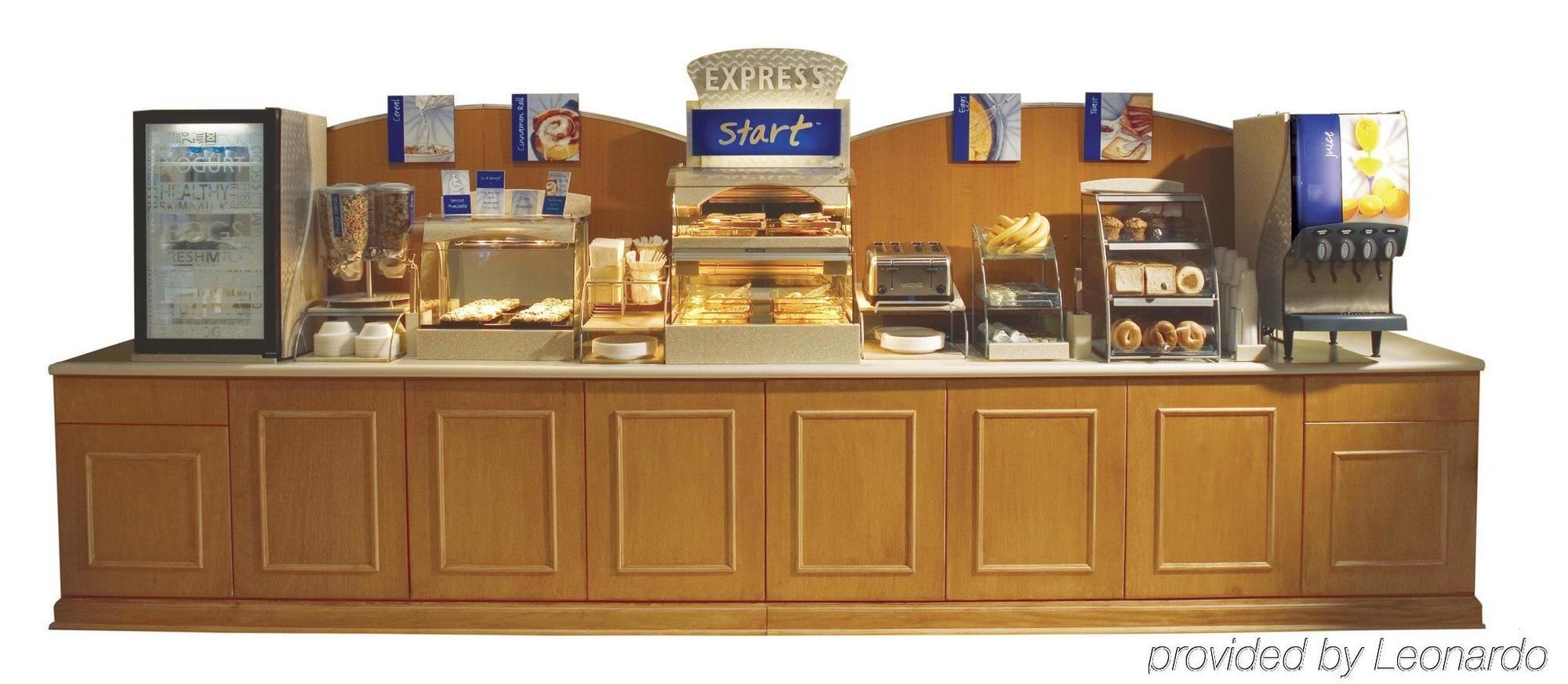 Holiday Inn Express Hotel & Suites Knoxville By Ihg Exteriör bild